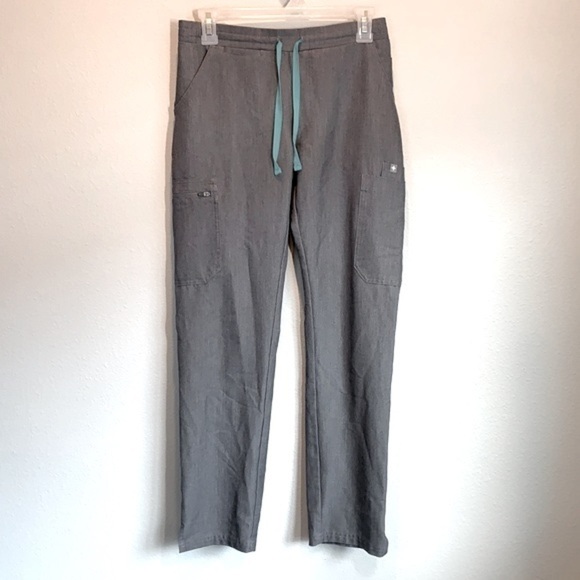 FIGS Yola Skinny Technical Collection Scrub Pants in Graphite Gray Size Medium - Picture 3 of 15